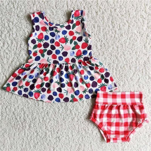 D13-11-1 girl clothing strawberry red plaid bummies short sleeve set-promotion 2024.5.25 $5.5