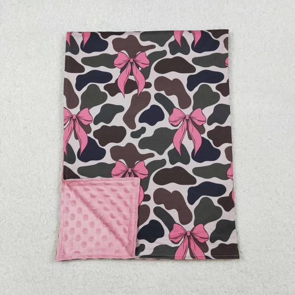 BL0189 RTS baby blanket camo bows baby minky blanket