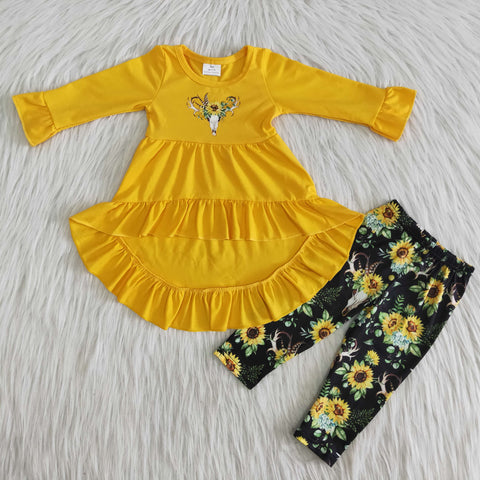 6 A26-27 RTS girl yellow cow vinyl sunflower farm winter long sleeve set-promotion 2024.8.31 $2.99